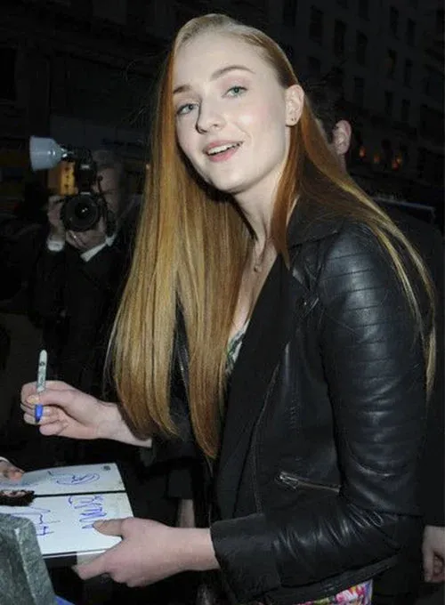 Elegant Black Leather Jacket Worn By Sophie Turner | Sophie Turner Elegant Black Leather Jacket