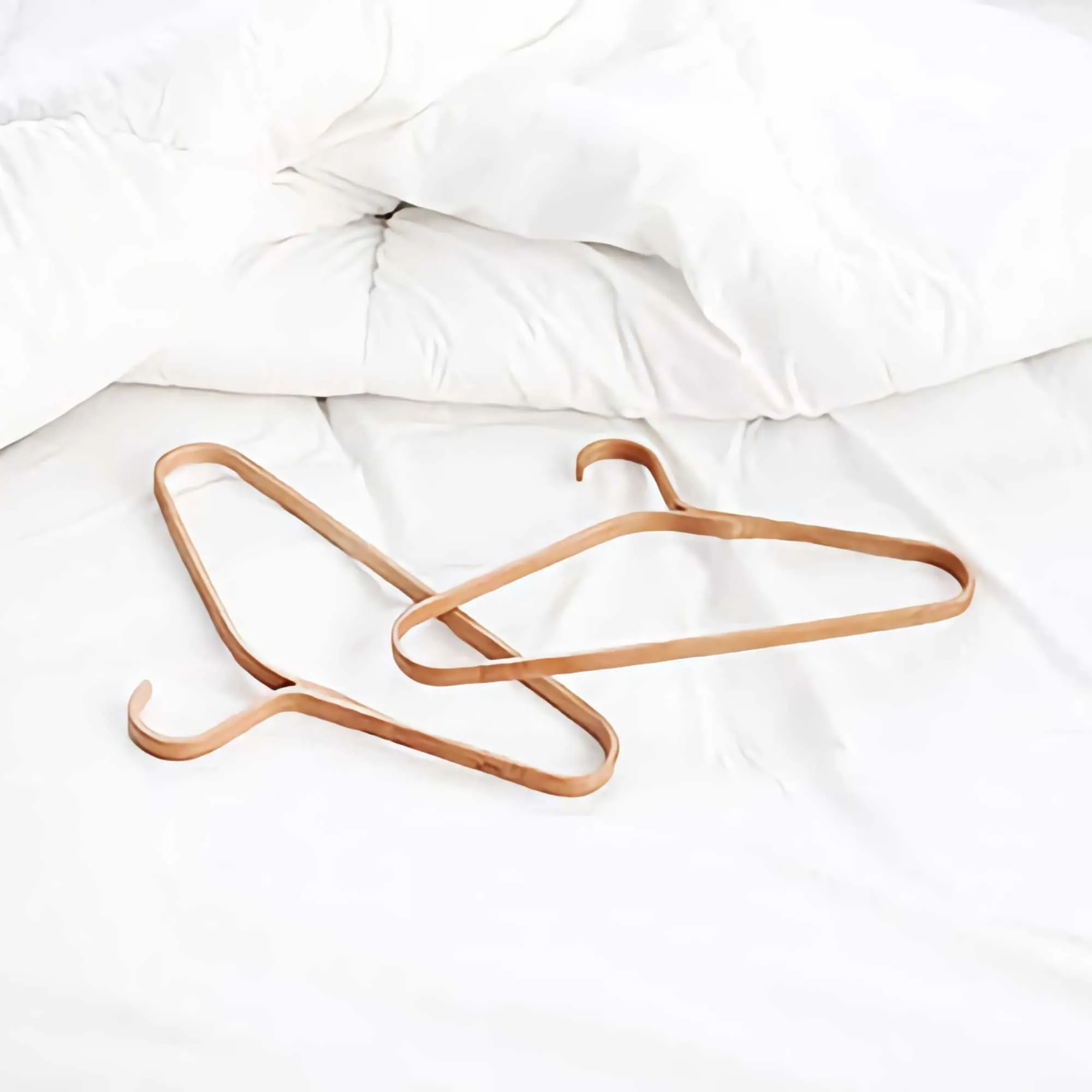 Gudee CAKON bamboo hanger, natural (set of 3)