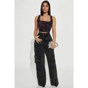 Women's Loose Fit Casual Jeans With Large Flap Pockets.